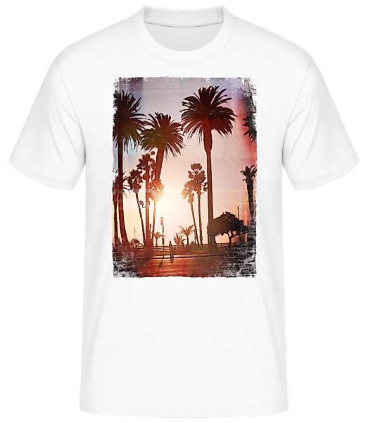 Palmen Promenade · Männer Basic T-Shirt günstig online kaufen