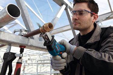 Bosch Professional Akku-Säbelsäge GSA 12 V-14 Solo inkl. Säbelsägeblatt günstig online kaufen