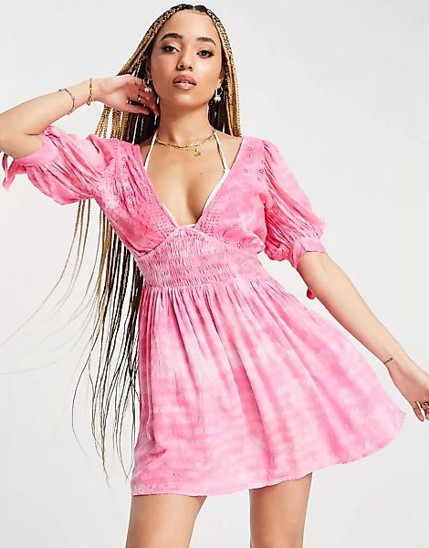 ASOS DESIGN – Mini-Strandkleid in Rosa mit Lochstickerei und Knitter-Optik günstig online kaufen