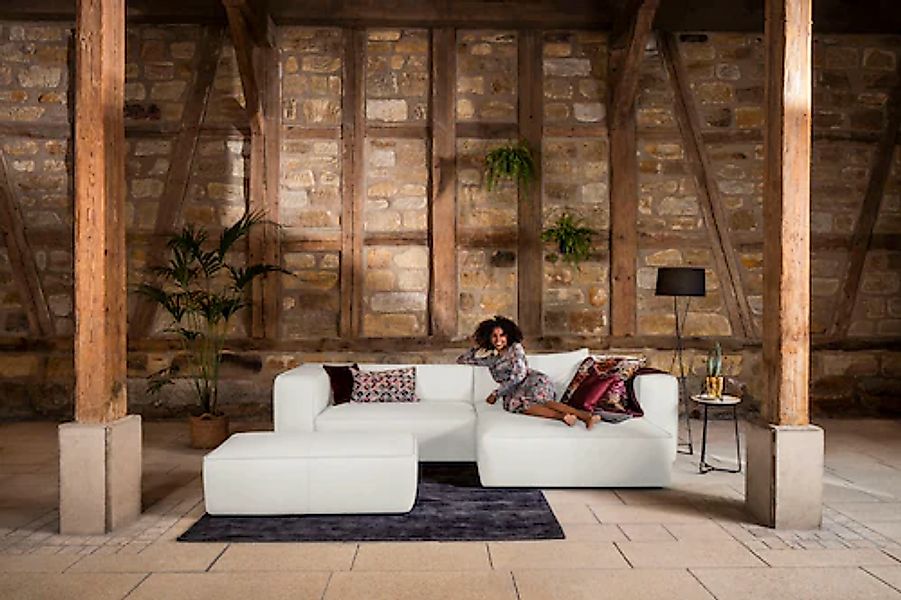 W.SCHILLIG Ecksofa »around-the-block« inklusive Hocker, mit eleganter Biese günstig online kaufen