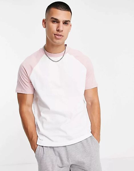 ASOS DESIGN – Weißes Shirt mit kontrastierenden Raglanärmeln in Staubrosa günstig online kaufen