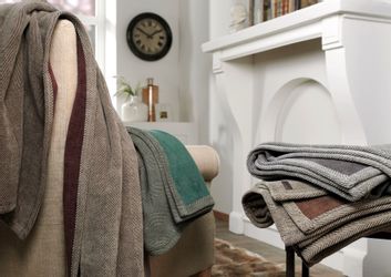 IBENA Wohndecke "Kulturgut" mit Wendeoptik, Kuscheldecke günstig online kaufen
