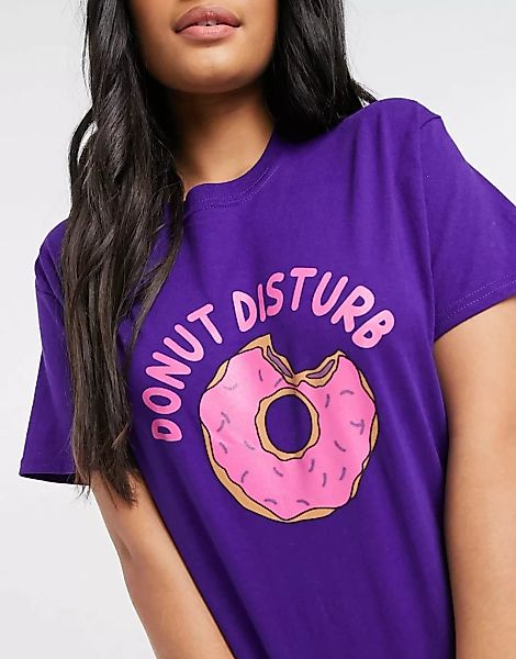 Heartbreak – Donut Disturb – Pyjama mit T-Shirt und kurzer Leggings in Lila günstig online kaufen