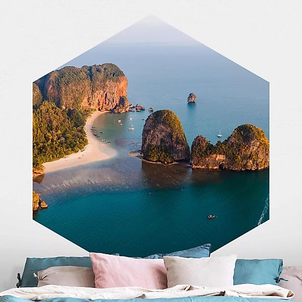 Hexagon Fototapete selbstklebend Sonnenaufgang an der Küste günstig online kaufen