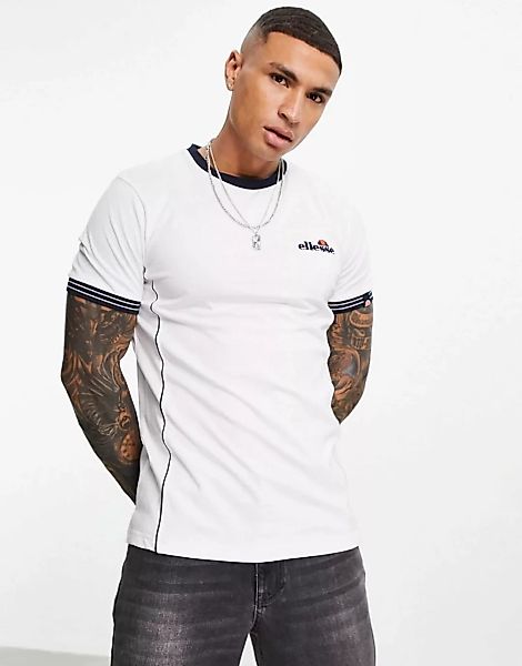 ellesse – T-Shirt in Weiß mit Rundhalsausschnitt und Logo auf der Brust günstig online kaufen