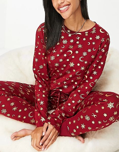 Chelsea Peers Petite – Pyjama-Set aus Bio-Polyester in Weinrot mit langärml günstig online kaufen