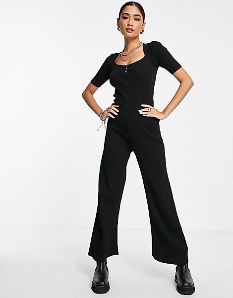 Fashion Union – Gerippter Strick-Jumpsuit mit U-Ausschnitt und weitem Bein- günstig online kaufen
