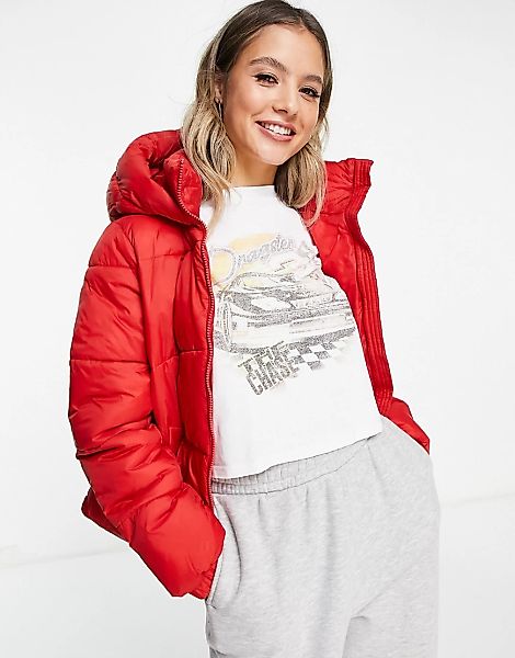 Vero Moda – FRSH – Wattierter Mantel in Rot mit Kapuze günstig online kaufen