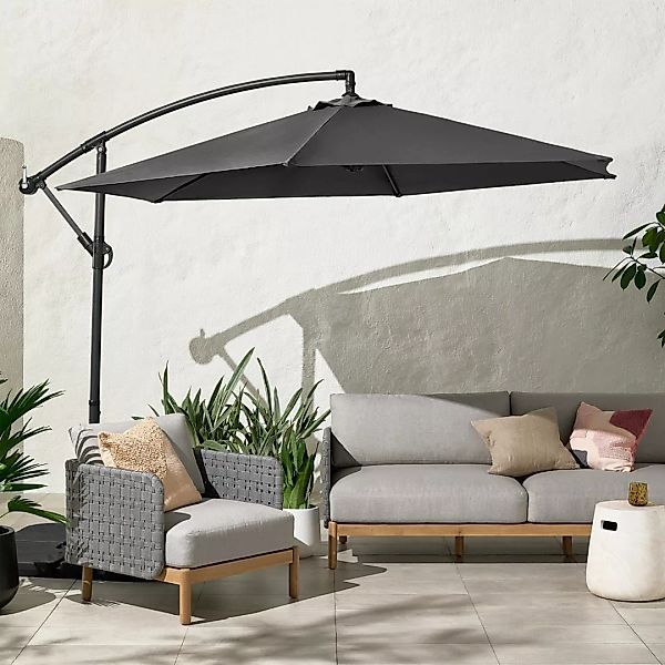 Freischwinger Sonnenschirm (3 m), Grau und Stahl in Grau - MADE.com günstig online kaufen