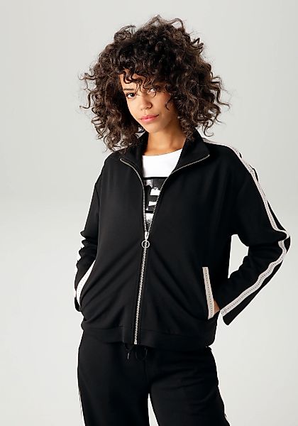 Aniston CASUAL Kurzjacke mit Tapes an den Eingrifftaschen und langen Ärmeln günstig online kaufen