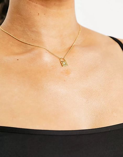 Saint Lola – Halskette mit Vorhängeschlossanhänger in Goldfarbton-Goldfarbe günstig online kaufen