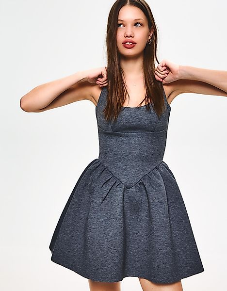 Bershka Kleid Bershka Series In Neoprenoptik Mit Weitem Rock Damen L Dunkel günstig online kaufen