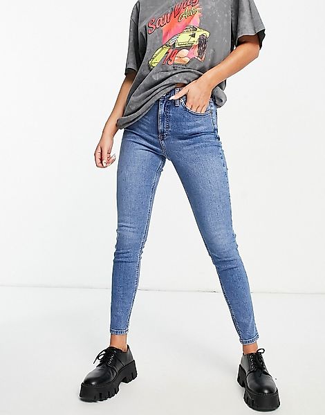 Topshop – Jamie – Jeans aus recyceltem Baumwollmix in Mittelblau günstig online kaufen