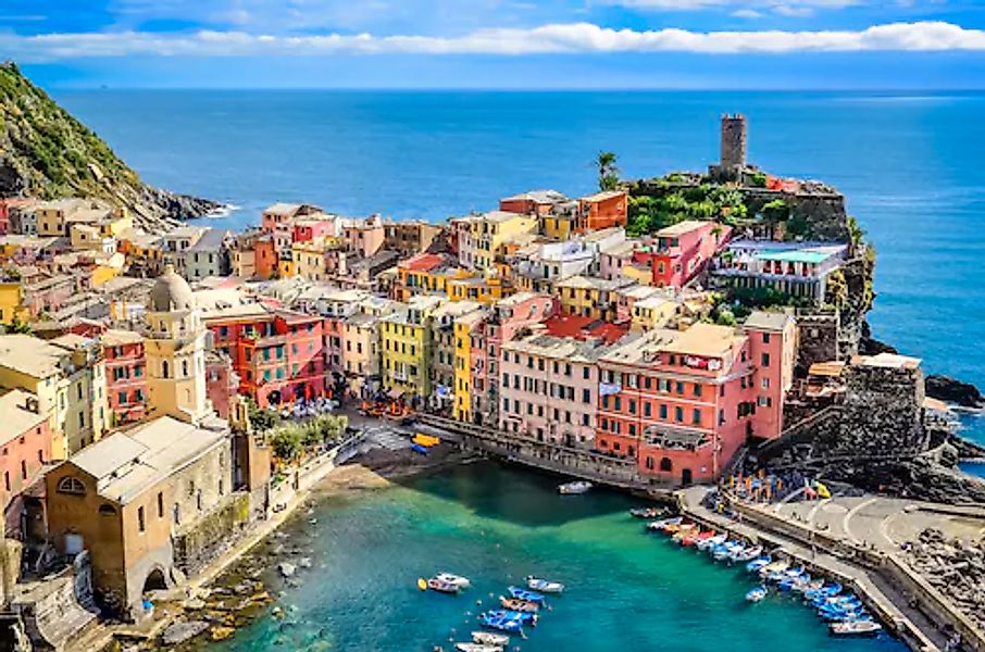 Papermoon Fototapete »Colorful Village Vernazza, Cinque Terre« glatt günstig online kaufen