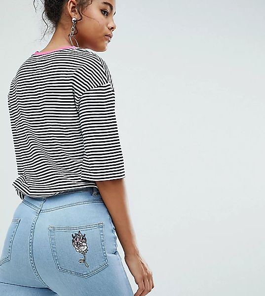 Chorus Tall – Jeans mit ungesäumten Kanten, hohem Bund und Rosen-Stickerei günstig online kaufen
