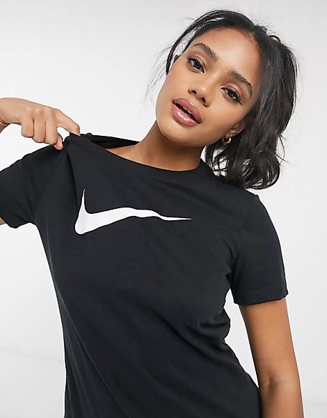 Nike Training – Essential – T-Shirt mit Swoosh-Logo in Schwarz günstig online kaufen