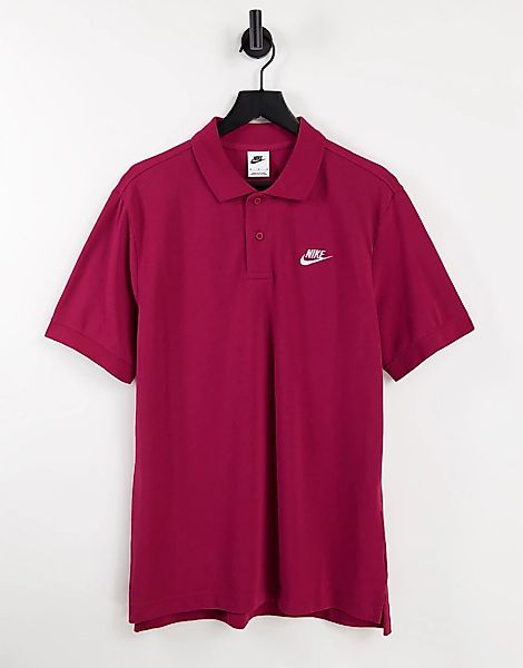 Nike – Club – Polohemd in Burgunderrot günstig online kaufen
