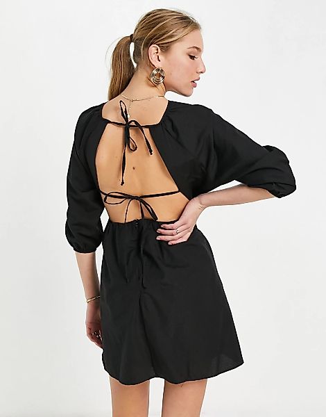Trendyol – Minikleid in Schwarz mit Zierausschnitt hinten günstig online kaufen