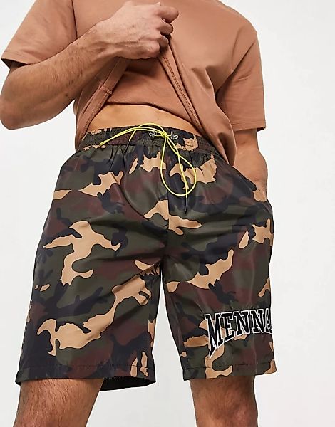Mennace – Shorts zum Überziehen mit Military-Muster-Grün günstig online kaufen
