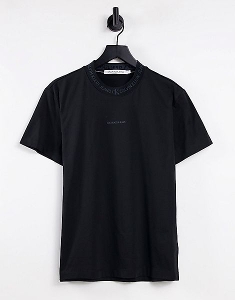 Calvin Klein Jeans – T-Shirt aus Jacquard in Schwarz mit Logo am Halsaussch günstig online kaufen