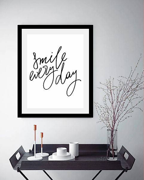 queence Bild "Smile", Sprüche & Texte-Schriftzug-Schwarz-Weiß-Motivationsbi günstig online kaufen