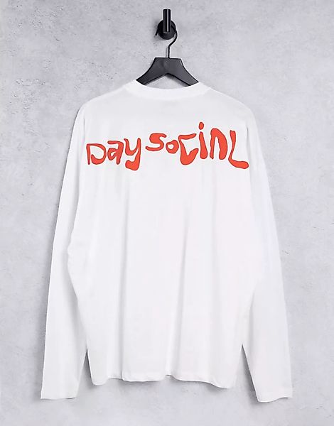 ASOS Daysocial – Langärmliges Oversize-Shirt in Weiß mit Logo-Rückenprint i günstig online kaufen
