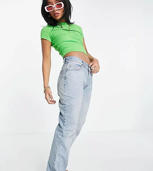 ASOS DESIGN Petite – Gerade geschnittene Jeans aus Bio-Baumwollmix im 90er- günstig online kaufen