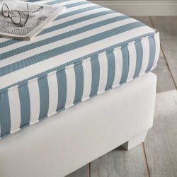Couchhocker gestreift in Weiß und Blau Landhausstil maritim günstig online kaufen