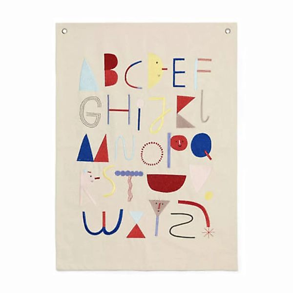 Poster Alphabet textil bunt / Bestickte Bio-Baumwolle - L 50 x H 70 cm - Fe günstig online kaufen