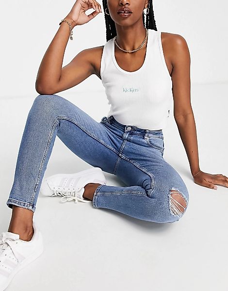 Miss Selfridge – Lizzie – Zerrissene Authentic-Jeans in mittelblauer Waschu günstig online kaufen