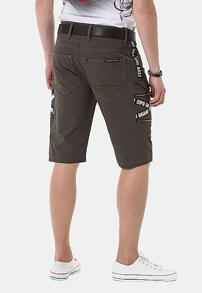 Cipo & Baxx Stoffhose "Capri-Shorts", mit zahlreichen Taschen günstig online kaufen