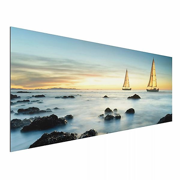 Alu-Dibond Bild - Panorama Segelschiffe im Ozean günstig online kaufen