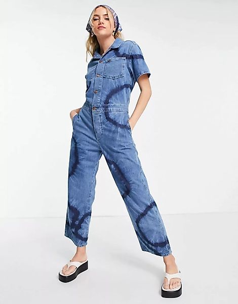 Wrangler – Jeans-Overall in Blau mit Batikmuster günstig online kaufen