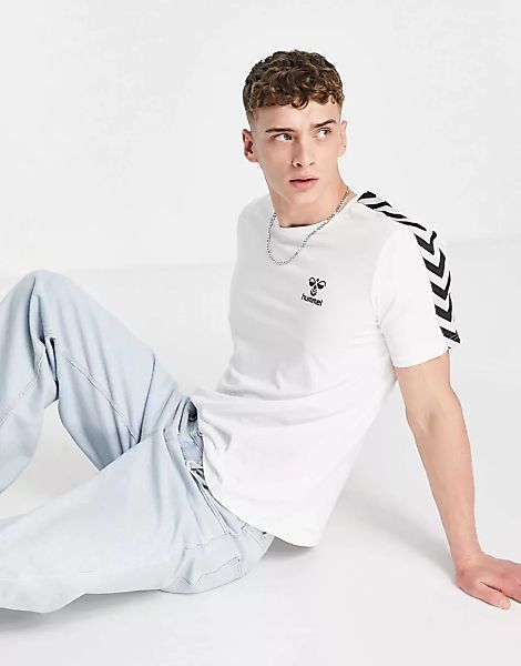 Hummel – Klassisches T-Shirt mit Chevron-Details in Weiß günstig online kaufen