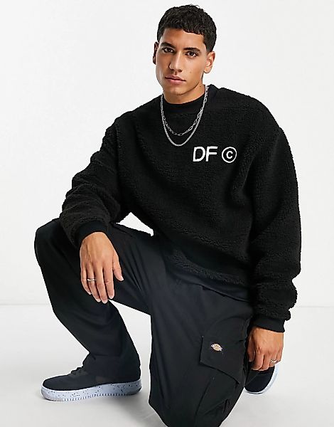 ASOS – Dark Future – Oversize-Sweatshirt aus Teddyfell in Schwarz mit Rundh günstig online kaufen