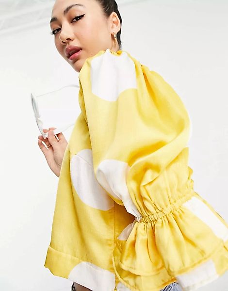 Vero Moda – Bluse in Gelb und Weiß gepunktet mit Puffärmeln-Mehrfarbig günstig online kaufen