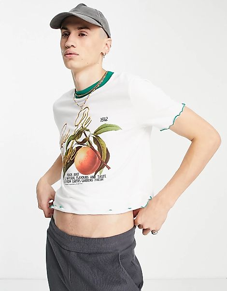 ASOS DESIGN – T-Shirt in knapper Passform in gebrochenem Weiß mit Obst-Prin günstig online kaufen