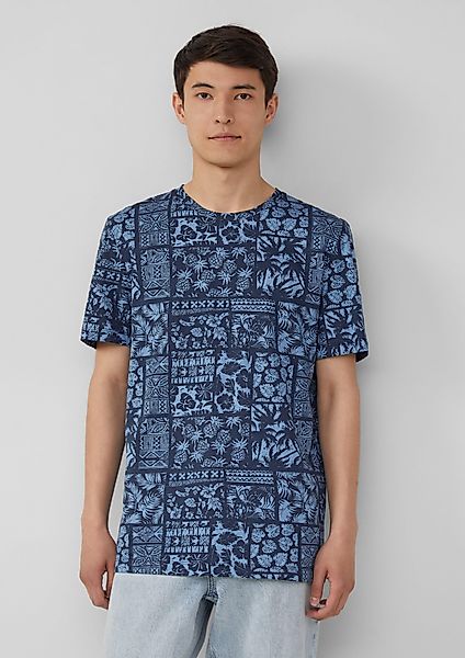 s.Oliver Kurzarmshirt Baumwoll-T-Shirt mit All-over-Print Label-Patch günstig online kaufen