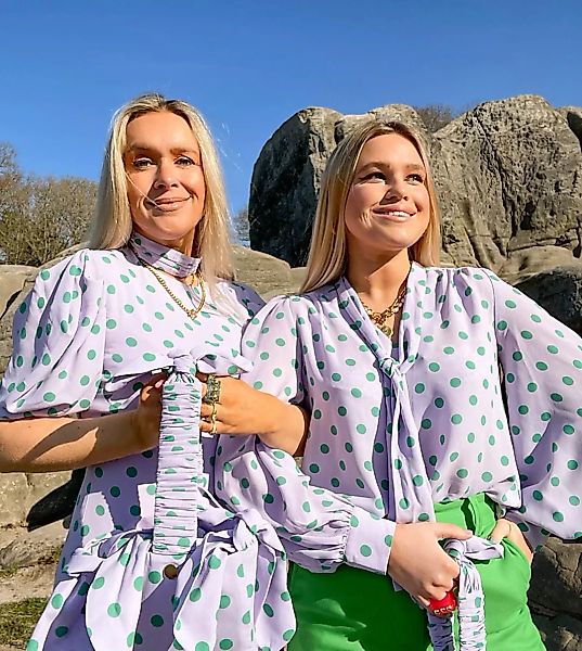 Labelrail x Olivia & Alice – Locker geschnittene Bluse mit weiten Ärmeln, g günstig online kaufen