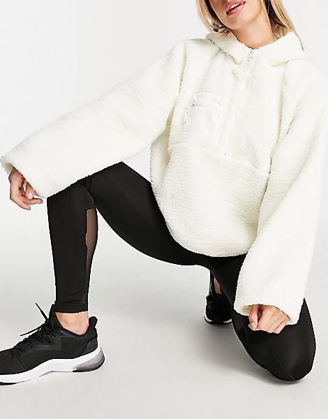 Bolongaro Trevor Sport – Fleece-Pullover in Cremeweiß mit halblangem Reißve günstig online kaufen