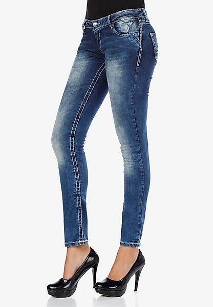 Cipo & Baxx Slim-fit-Jeans, mit coolen Nahtdesigns in Straight Fit günstig online kaufen