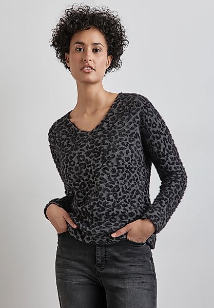 STREET ONE Langarmshirt mit flauschigem Leomuster günstig online kaufen