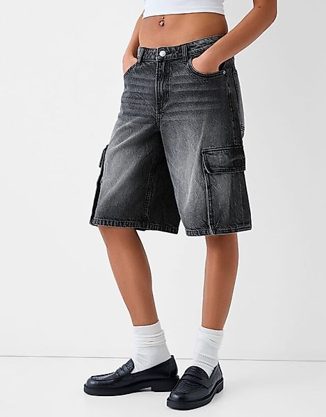 Bershka Jeans-Bermudashorts Im Baggy- Und Cargo-Stil Bskteen 34 Schwarz günstig online kaufen