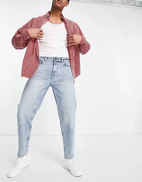 New Look – Gerade geschnittene Jeans in blauer Stone-Waschung günstig online kaufen