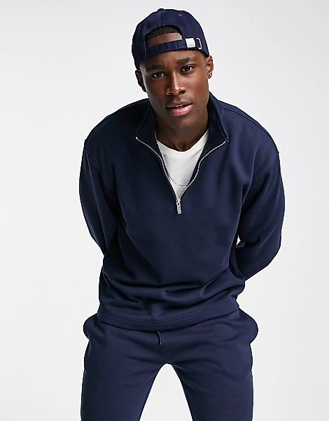 Topman – Sweatshirt aus einem Mix mit recyceltem Polyester in Marineblau mi günstig online kaufen