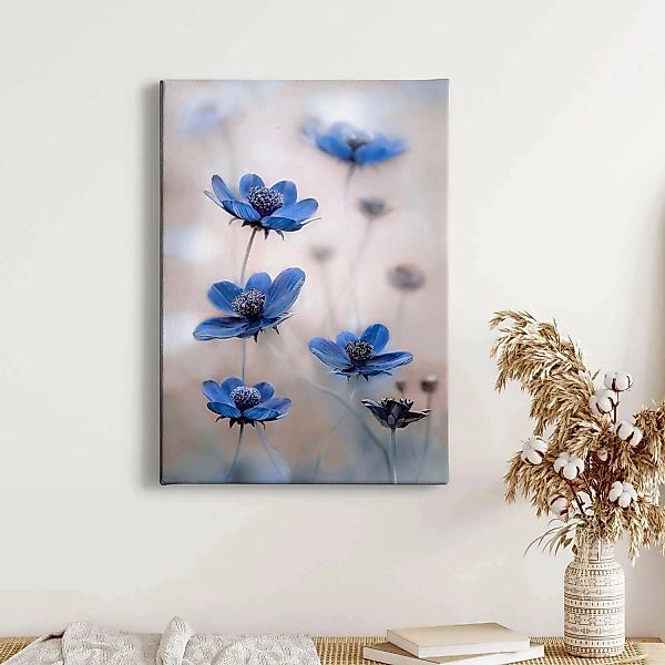 Bricoflor Blaue Blumen Auf Leinwand Sommerblumen Bild Ideal Für Schlafzimme günstig online kaufen