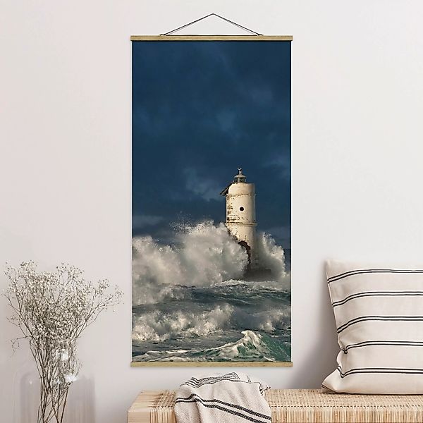 Stoffbild Strand mit Posterleisten - Hochformat Leuchtturm auf Sardinien günstig online kaufen
