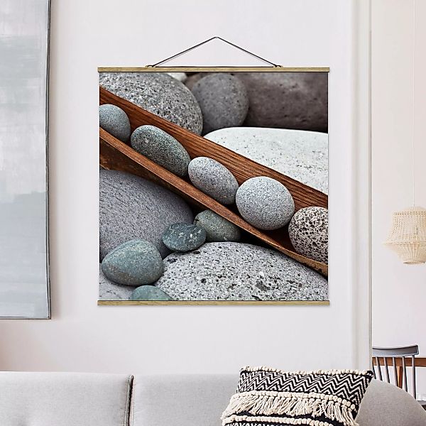 Stoffbild mit Posterleisten - Quadrat Stillleben mit grauen Steinen günstig online kaufen