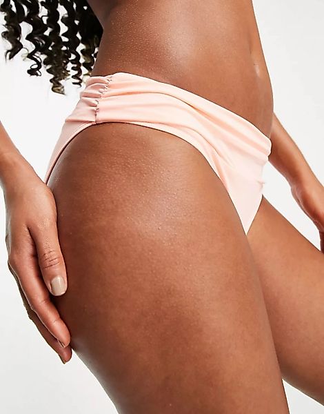 New Look – Plissiertes Bikiniunterteil in Rosa-Weiß günstig online kaufen