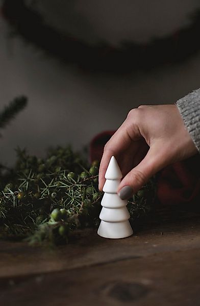 Storefactory Dekobaum Granskog Tannenbaum Keramik weiß H9cm, Dekofigur aus günstig online kaufen